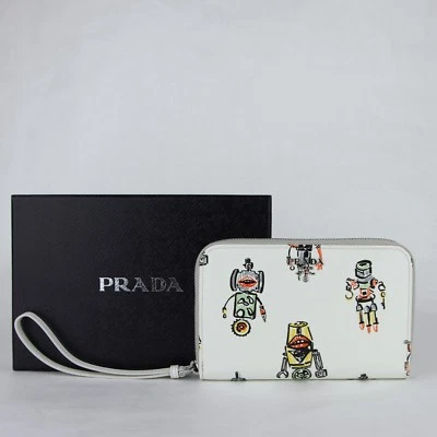 Cartera Prada para mujer de cuero blanco con cremallera alrededor con estampado de robot 1ZH030 F0009 Foto 1 de 4