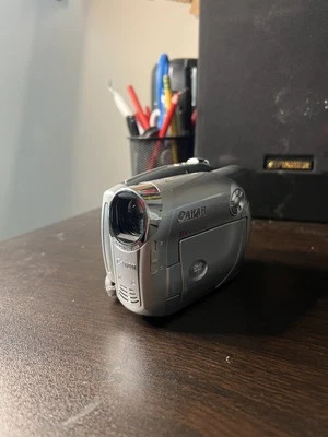 Cámara videocámara digital Canon DC220 Mini DVD plateada - ¡Probada y funcionando!  Foto 1 de 4