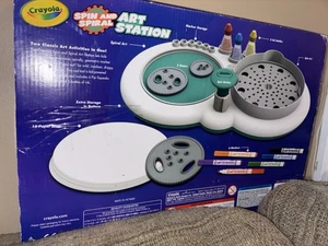 Crayola Spin And Spiral Art Station - Foto 1 di 3