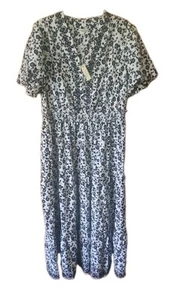 Max Studio Crepe Smocked Floral Tiered Maxi Dress Plus White/Black SZ 2X NWT - Picture 1 of 11