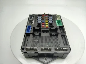 JAGUAR XF Fuse Box 2008-2015   - Picture 1 of 9