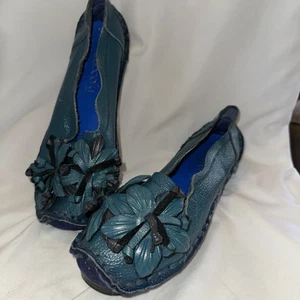 Socofy Shoes Womens 240 Size 7 Genuine Soft Blue Leather Flats Handmade Flower - Picture 1 of 9