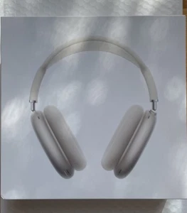 NEW SEALED Apple AirPods Max 2024 (USB-C) Starlight -MWW53AM/A - Photo 1 sur 3