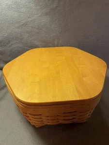 Longaberger 1997 Hexagonal 14" Generations Basket Wood Lid Plastic Protector Set - Bild 1 von 24
