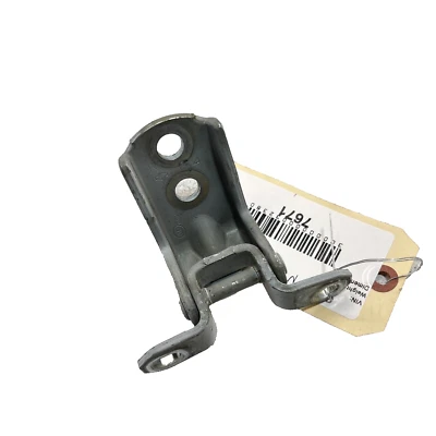 NISSAN SENTRA 2013-2019 FRONT RIGHT PASSENGER SIDE DOOR LOWER HINGE OEM = QM1 = - Image 1 of 4