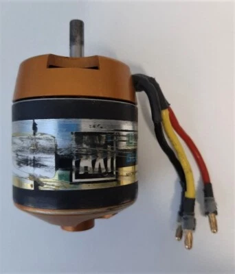 Brushless Motor outrunner 305kv AXI 4130/20 - Image 1 of 2
