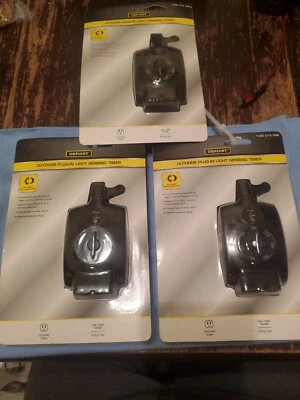 Lote de 3 desafiantes temporizadores de detección de luz enchufables para exteriores con toma de tierra Foto 1 de 3