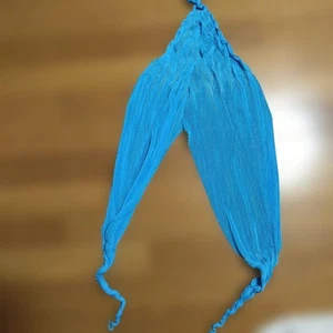 Estola plisada azul de Issey Miyake - Imagen 1 de 4