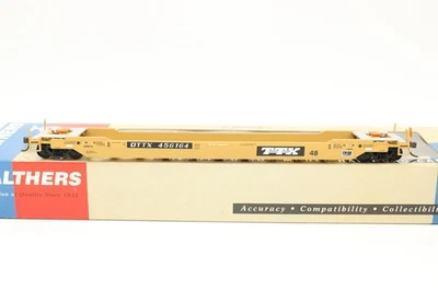 Walthers HO Scale TTX Trailer Trail 48' All Purpose Husky Stack Car NIB 932-4301 - Image 1 of 4