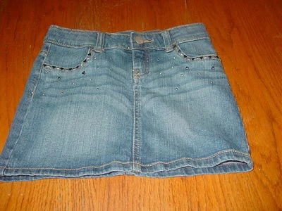 Falda vaquera adornada para niñas talla 7 Total Girl usada en excelente estado  Foto 1 de 2