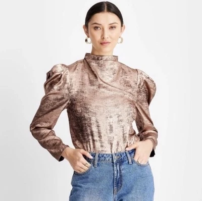 Future Collective Kahlana Barfield Marrón Metálico Abullón Hombro Cuello Simulado Talla 1x Foto 1 de 4