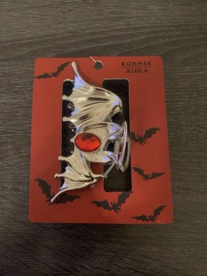 NWT Metal Bat Wing Claw Clip - Image 1 of 3