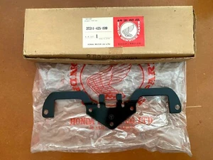 37211-425-009 , 37212-425-009 STAY A AND STAY B METER SET FOR HONDA CB650 CB750 - Bild 1 von 2