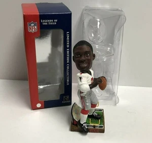 MICHAEL VICK Field Turf ATLANTA FALCONS Limited Edition Bobblehead Bobble - Picture 1 of 4