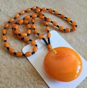 Elegant Faux Resin Orange Amber Unique Fashion Jewelry Charms Pendant Necklace - Picture 1 of 2