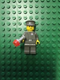 LEGO MAN STAR WARS IMPERIAL OFFICER MINIFIGURE GREY Grey Hat 7201