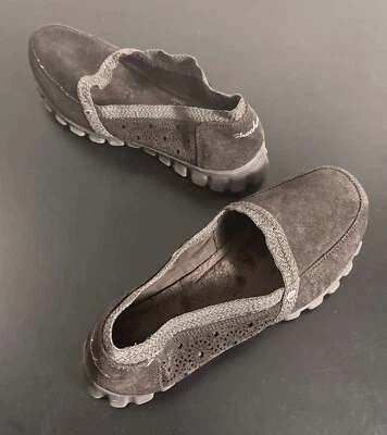 SKETCHERS Memory Foam Black slip-Slip On Shoe Women's Size 9 Brown Suede  - Image 1 of 4