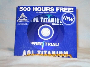 AOL Titanium Versión 5.0, Trail CD con Paquete - Imagen 1 de 2
