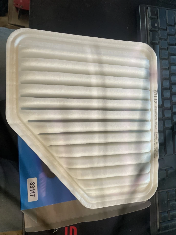 Воздушный фильтр CARQUEST 83117 подходит для Chevrolet Cobalt. Pontiac G5 Pursuit 2,2 л CA9969 - Изображение 1 из 1