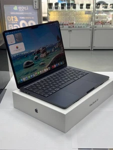 Apple MacBook Air 13" 2025 Midnight – M4 Chip – 8GB RAM, 256GB – Mint / Boxed - Picture 1 of 13