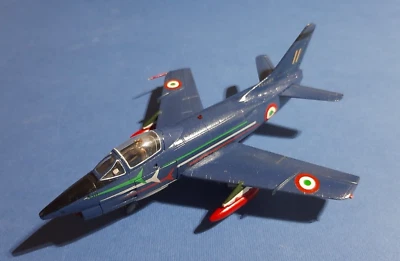 G.91R PAN FRECCE TRICOLORI 1/72 Meng - professional builder - Immagine 1 di 4