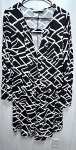 Just Fab NWT 1XL Romper Black White Stripes Shorts Button Front. - Picture 1 of 9