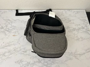 Baby Must Baby Carrier Hip Seat Adjustable Long Waistband Pocket Tushbaby - Picture 1 of 5