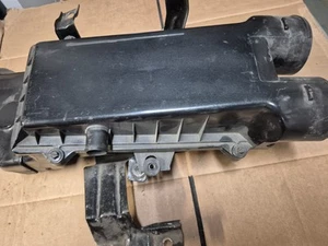 89-96 FORD AIRBOX 4.9 housing included E-150 E-250 E-350 EFI - Picture 1 of 18
