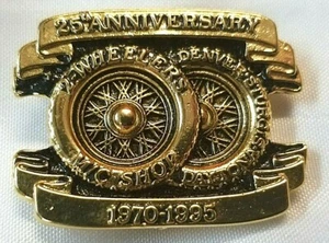 25 ANIVERSARIO 2 RUEDAS M/C TIENDA DENVER STURGIS DAYTONA 1970-1995 PIN DE SOLAPA - Imagen 1 de 7