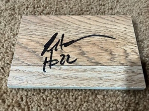 Tavola da pavimento autografata Richaun Holmes - Foto 1 di 2