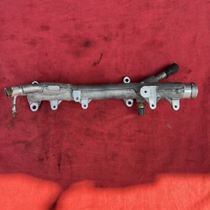 2009 NISSAN MURANO 3.5L COOLANT CROSSOVER OEM - Foto 1 di 11