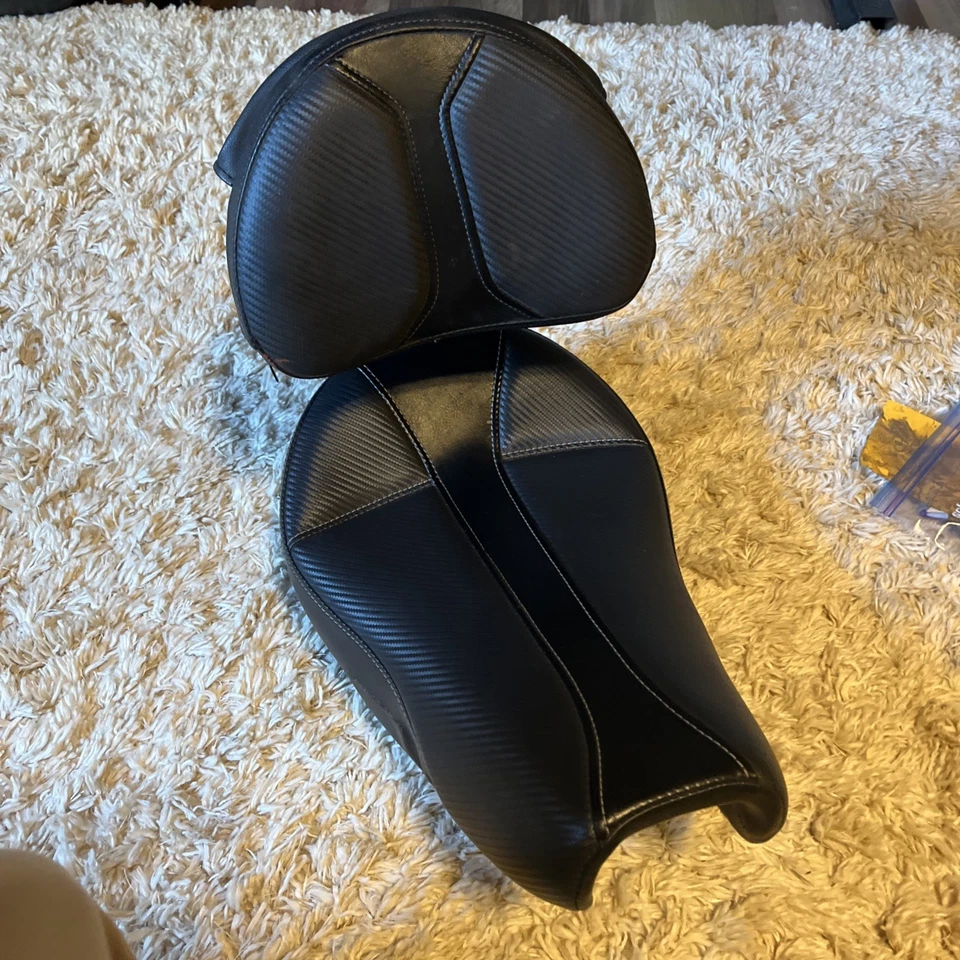 Saddlemen Dominator Solo Seat Harley Davidson 2004-2022 Black 3.3 gallon tank   - Image 1 of 4