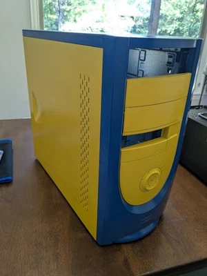 Vintage  ATX PC case - Image 1 of 4