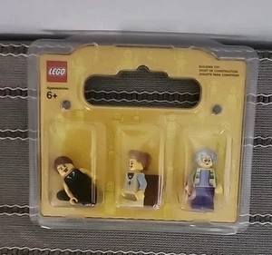 Lego Minifigure 3 Pack...Sealed...Ships Fast - Picture 1 of 1