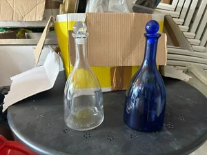 bottiglie vetro per acqua depurata Vendo 24 Bottiglie trasparenti e 24 blu co - Foto 1 di 3
