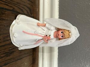 New ListingMadame Alexander Classic Collections Bride Doll Figurine Vintage 1999 6"