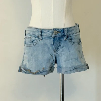 Pantalones cortos de mezclilla Express para mujer talla 0 con puño desgastado lavado ligero suaves grunge Foto 1 de 4
