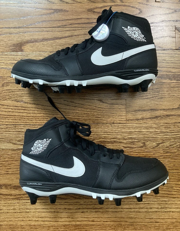 Botines de fútbol Nike Air Jordan 1 negros medios talla 12,5 AR5604-001 13 12 NUEVOS SIN CAJA Foto 1 de 4