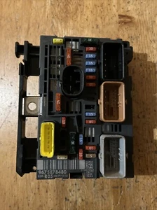 PEUGEOT CITROEN UNDER BONET FUSE BOX 9675878480 BSM-R05,Delphi - Picture 1 of 5
