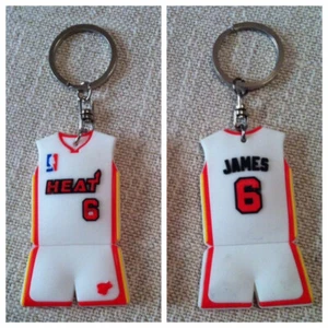 Portachiavi VINTAGE basket jersey LEBRON JAMES #6 Miami HEAT 2013 NBA CHAMPIONS - Foto 1 di 1