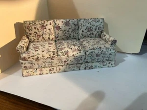 Concord Miniatures 1:1 scale dollhouse furniture - Picture 1 of 1