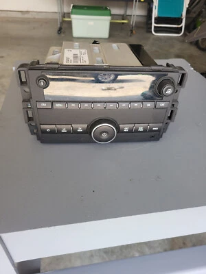 Delphi AM/FM Car Radio PN 23475277 - Image 1 of 4