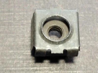  GM Chevy Buick 10-24 negro fosfato acero bajo en carbono atasco estilo tuerca enjaula NORS Foto 1 de 4