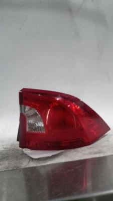 Conjunto de luz trasera derecha gris Volvo S60 2016-2018 657026 142 k millas Foto 1 de 3