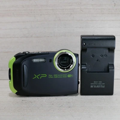 Cámara digital Fujifilm Finepix XP80 impermeable verde negra *MUY BUENA/PROBADA* Foto 1 de 4