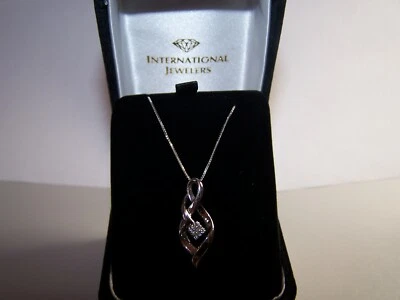 NUEVO COLGANTE Y CADENA DE PLATA ESTERLINA LÁGRIMA AMOR RACIMO DIAMANTES KAY JEWELERS Foto 1 de 4