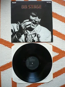 Elvis Presley On Stage February 1970 Vinyl UK 1970 / 1981 Press RCA A2U/B2U LP - Picture 1 of 14