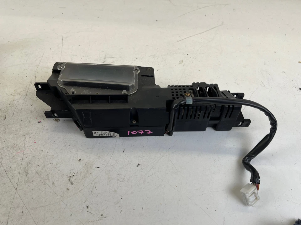 Pantalla frontal Toyota Crown JDM RHD HUD 170 8ª generación 99-03 OEM 83108-30040 Foto 1 de 4