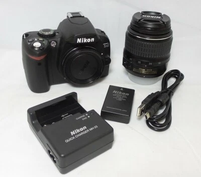 Nikon D40 6.1MP DSLR Camera with 18-55mm f/3.5-5.6G ED II AF-S DX Nikkor Lens - Image 1 of 4