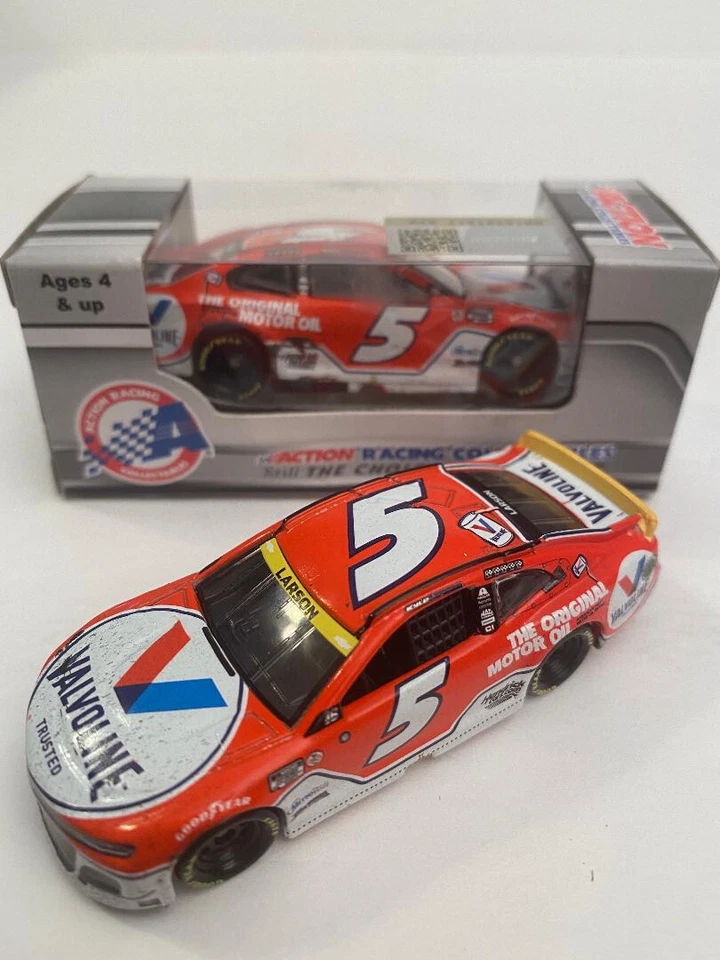 NASCAR 2021 KYLE LARSON #5 VALVOLINE BRISTOL RACE WIN 1/64 CAR - Image 1 of 1
